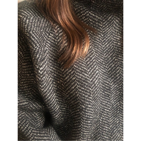 ZARA Woman quarter-sleeve sweater! - Picture 5 of 6
